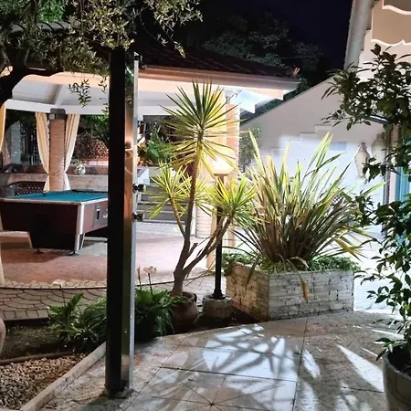 Fontana Oasis * Кастельнуово-дель-Гарда