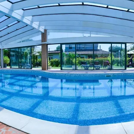 Fontana Oasis * Кастельнуово-дель-Гарда
