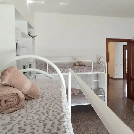 Fontana Oasis Апартаменты *