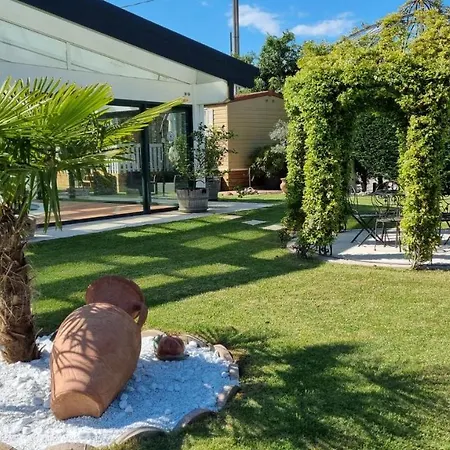 Fontana Oasis *