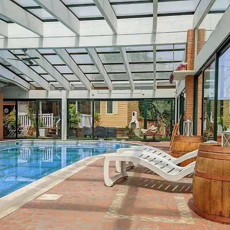 Fontana Oasis Apartment *