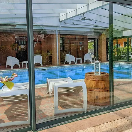 Fontana Oasis Apartment