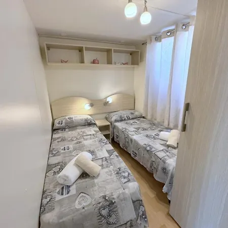Fontana Oasis Кастельнуово-дель-Гарда